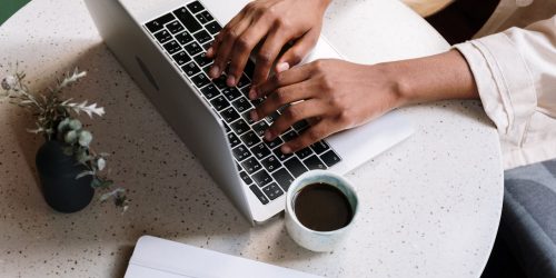 pexels-cottonbro-5052875